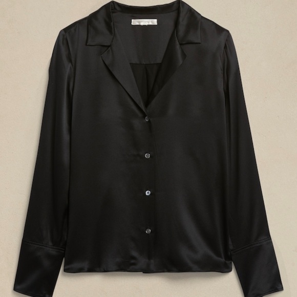 Banana Republic 100% Silk Blouse - Picture 4 of 13